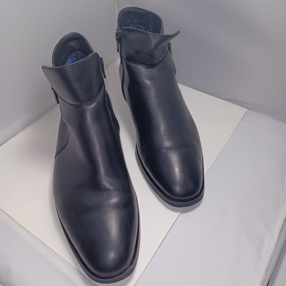 Steve Madden Black Leather Men's Zipper Ankle Boots size 9 - Picture 3 of 13